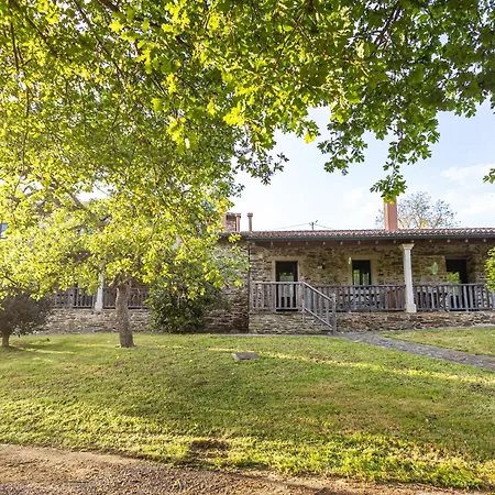 Naturlar Don Benito 乡村民宿